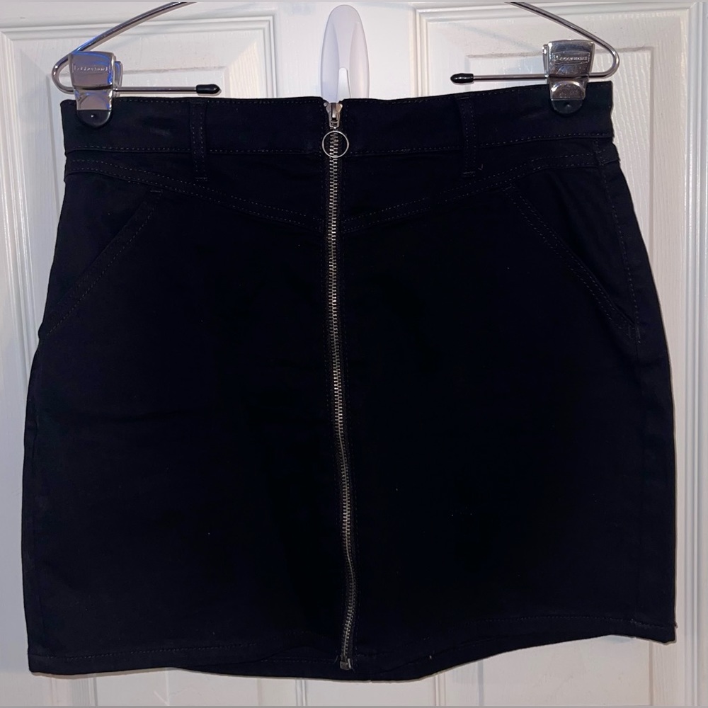 black jean mini skirt with zipper on front